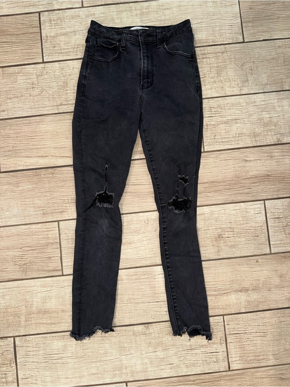 Abercrombie & Fitch Black Distressed Skinny Jeans